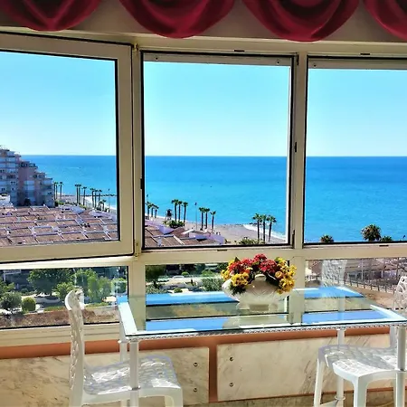 Romantico Con Vistas アルガロボ・コスタ